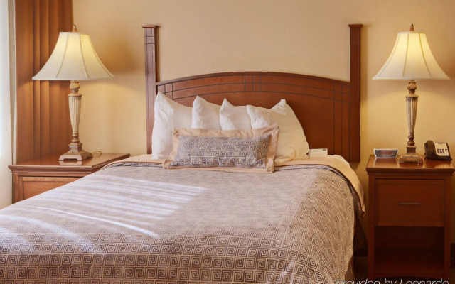 Staybridge Suites Lubbock - University Area by IHG