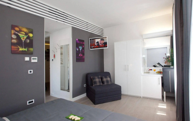 Authentic Luxury Rooms