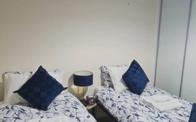 Remarkable 2-bed Apartment in Manchester
