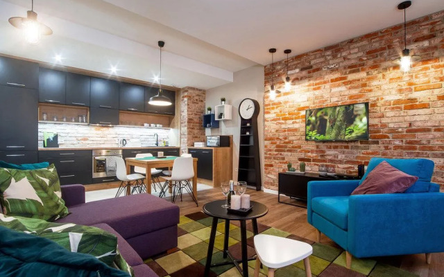 Old Town Luxury Apartments by Amstra