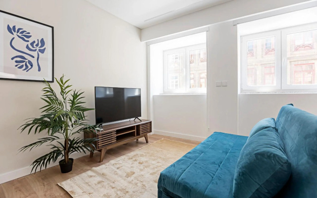 Urban House by LovelyStay