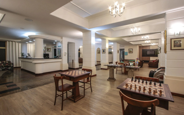 Ingleses Palace Hotel