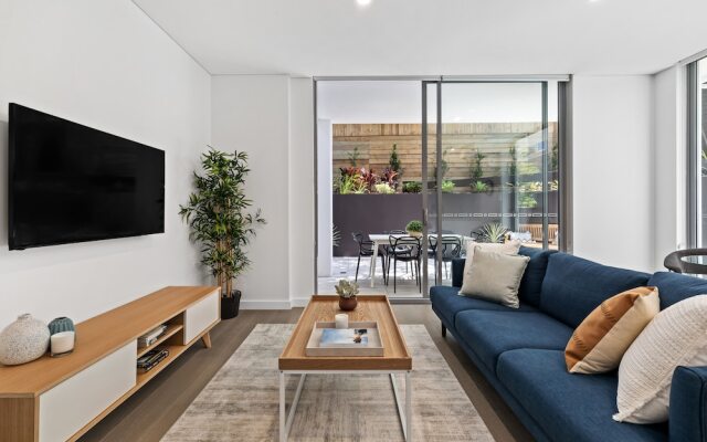 Azure Apartments by Urban Rest