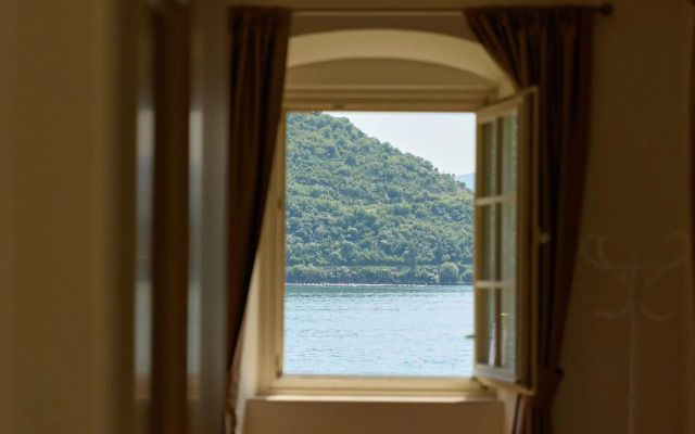 Apartment Perast