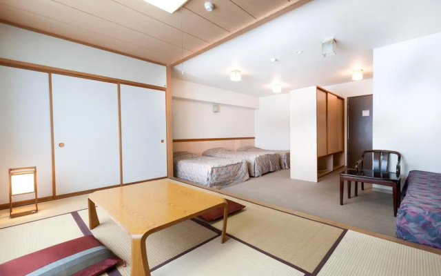 Kumanoyu Hotel – Guest Rooms – Yamanouchi
