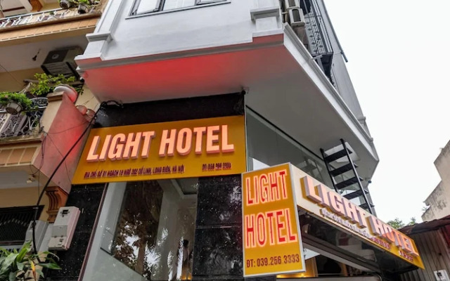 Light Hotel
