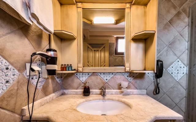 The Olive Tree Studios - Adults Only
