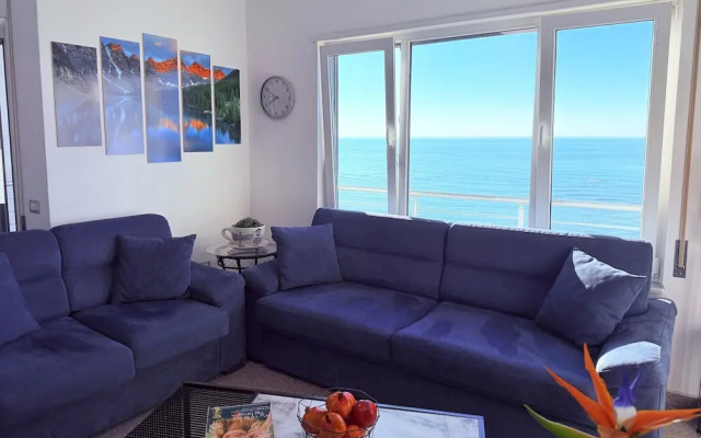 Home Sweet Home by the Sea 060