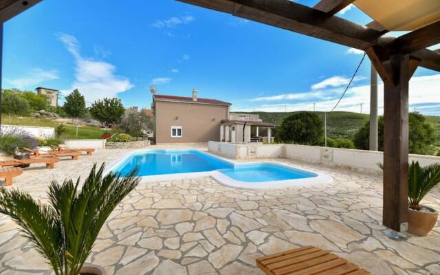 Villa Bella in Kru evo