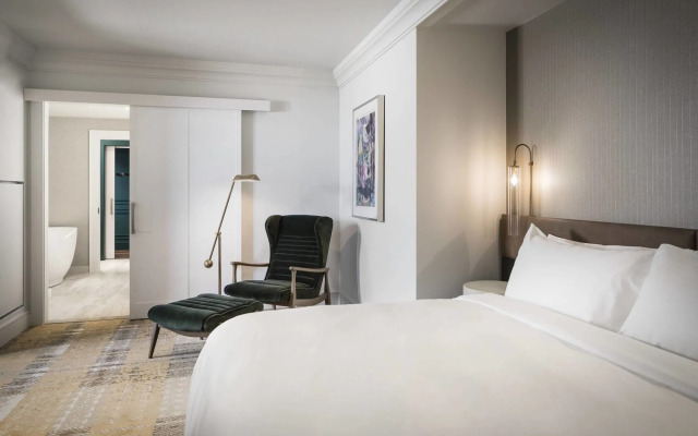 The Elizabeth Hotel, Autograph Collection