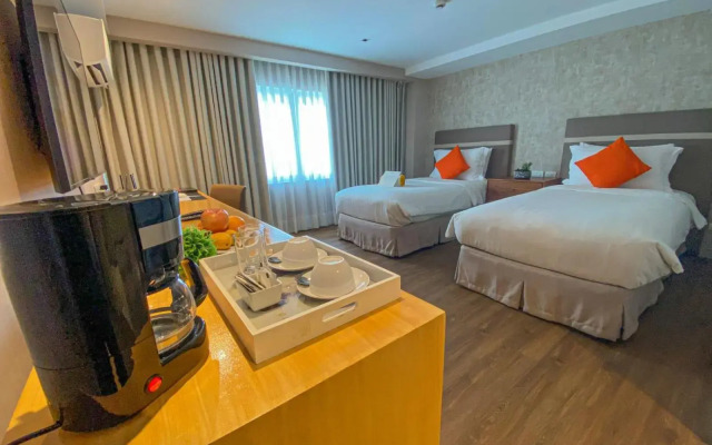 Hotel St Ellis