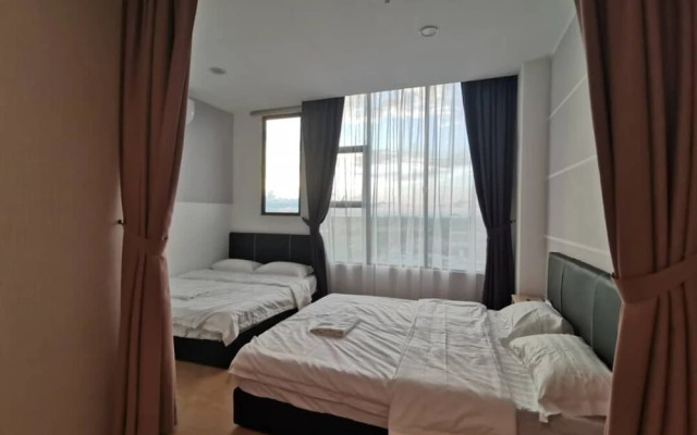 Manhattan Suite ITCC Penampang