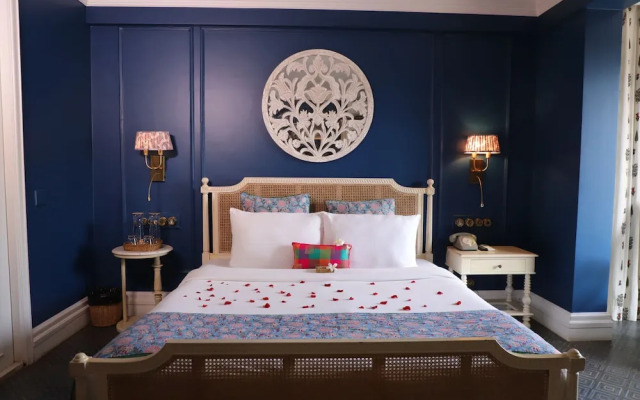 Red Thread Calangute