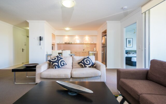 126 Chancellor Lakeside