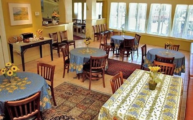 Celie's Waterfront Inn