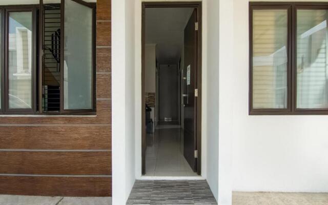 OYO 3824 Columbus Residence J1