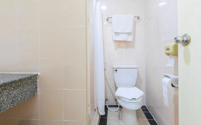 Collection O Howard Square Boutique Hotel