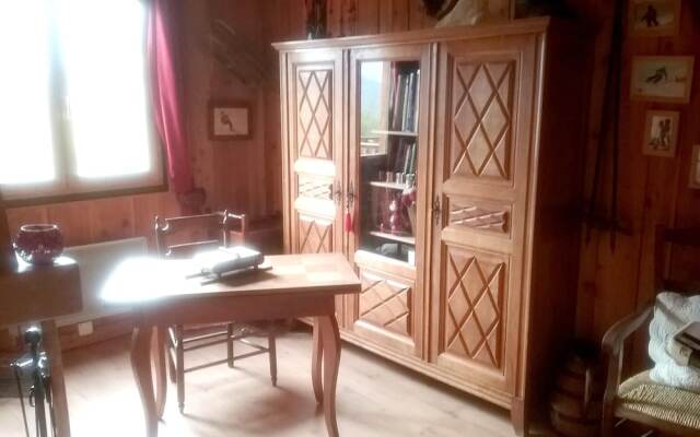 Chalet With 4 Bedrooms in Ax-les-thermes, With Wonderful Mountain View