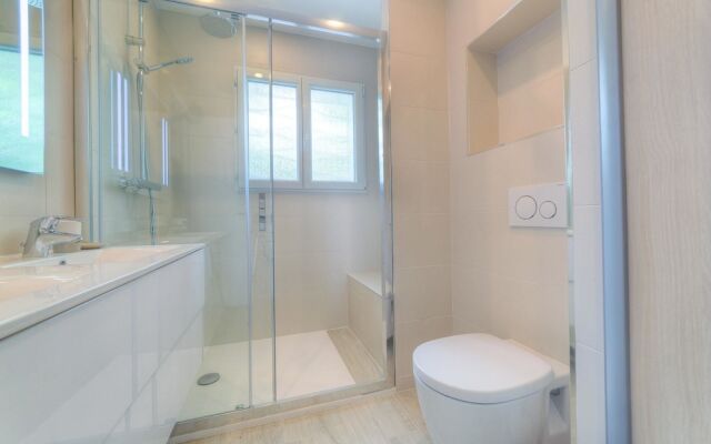 Val Riant Apartment 1