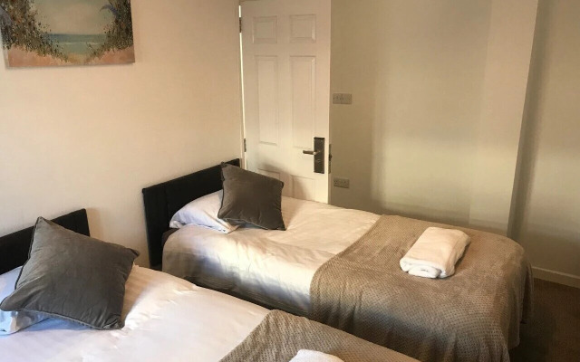 The Dalbury and Palmer