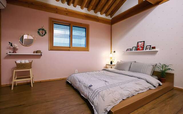 Gyeongju N Hanok Pension
