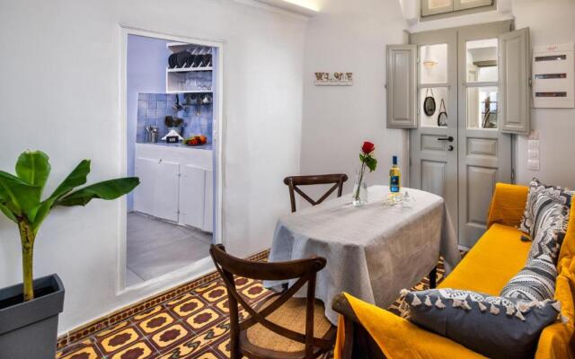 450 Years Castle House for 2-5 People/Jacuzzi