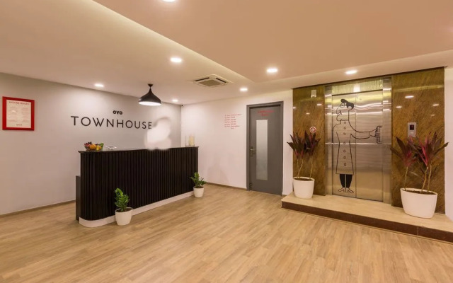 16 Square Luxury Suites & Boutique