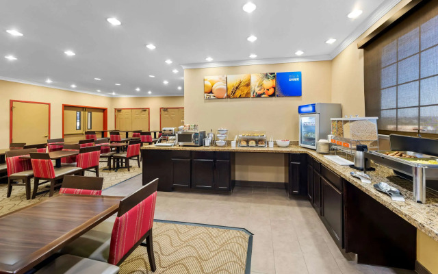 Comfort Suites Roanoke - Fort Worth North
