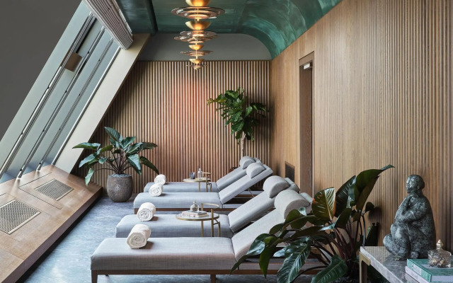 Rosewood Vienna