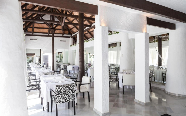 Hotel Suites Albayzin del Mar