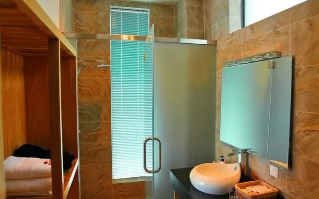 Magpies Habitat Erhai Resort Hotel