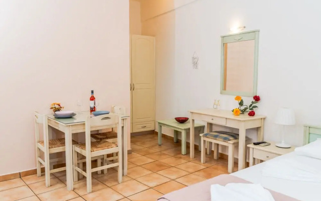 Melina Beach Hotel