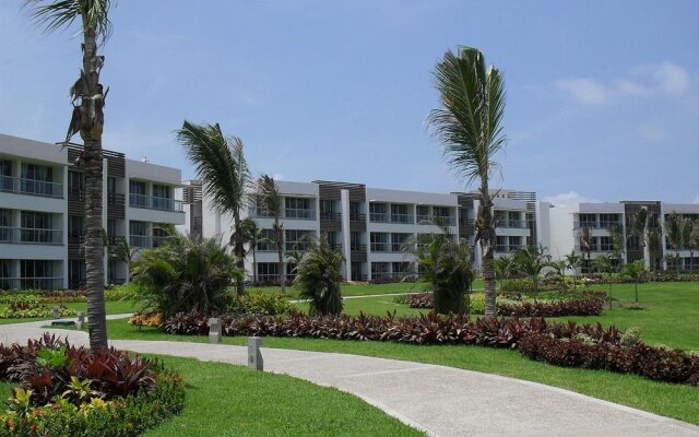 Mayan Palace at Vidanta Acapulco