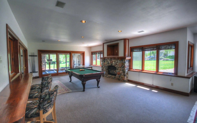 Private Home by Retreatia