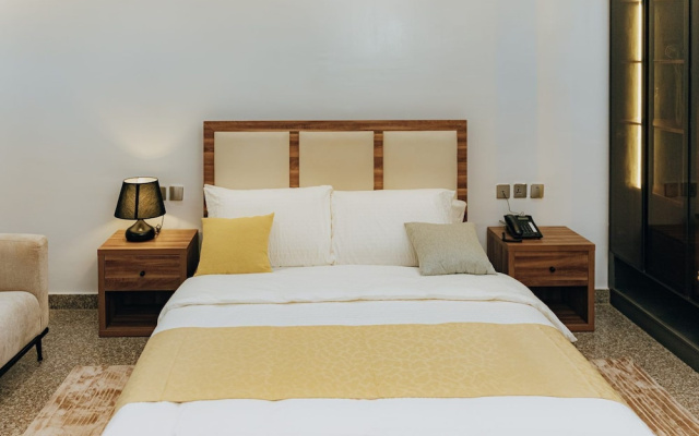 Roseann Gold Hotel And Resort