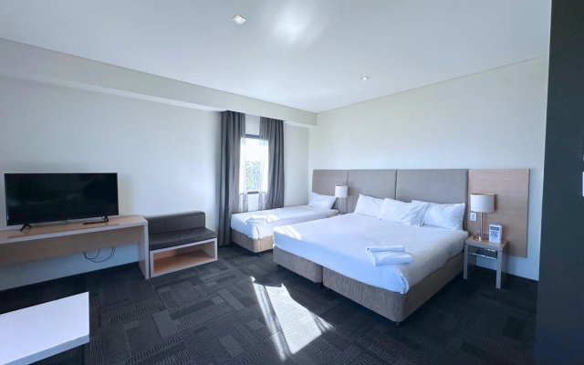 Alpha Hotel Eastern Creek – Guest Rooms – Sydney