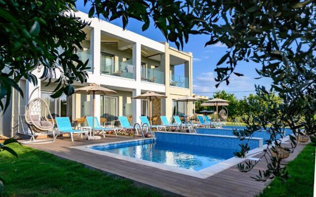 Alonaki Resort