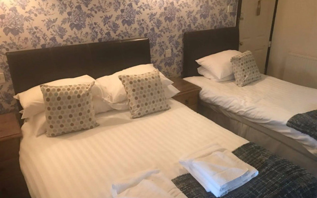 County Hotel