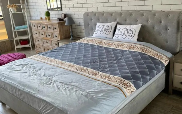 Charming 2-bed Apartment in Dbayeh Near Le Mall