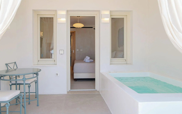Apeiron Blue Santorini - Sustainable Adults Only 14+