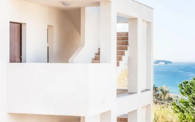 Airone Residence