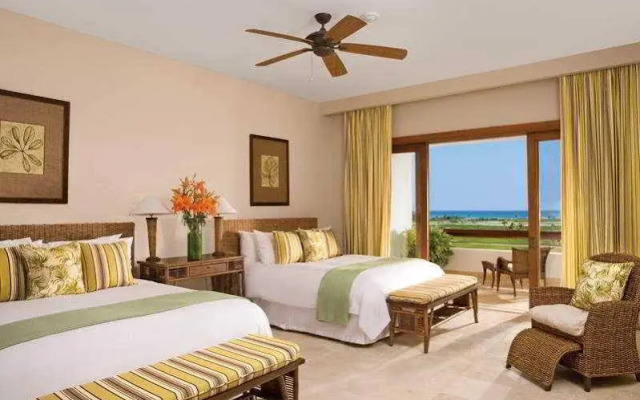 Rooms by G Golden Bear Lodge Cap Cana Hotel