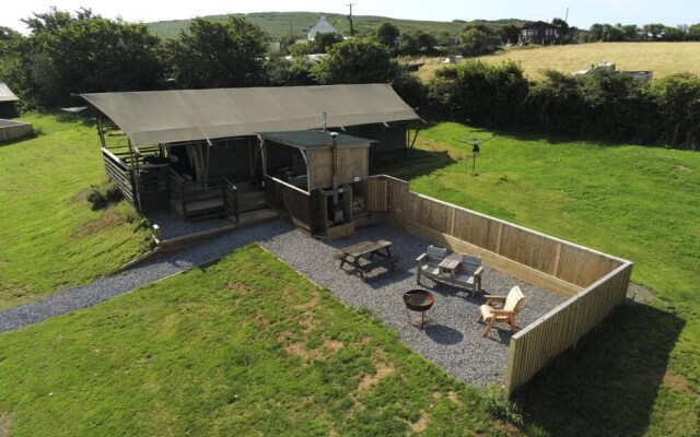 Three Cliffs - Safari Glamping Tent - Llangennith