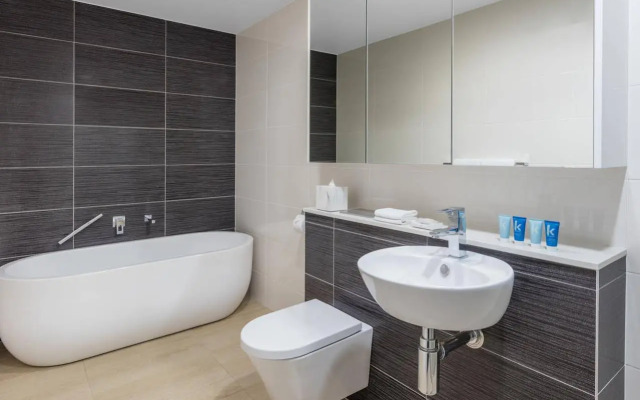 Meriton Suites Herschel Street, Brisbane
