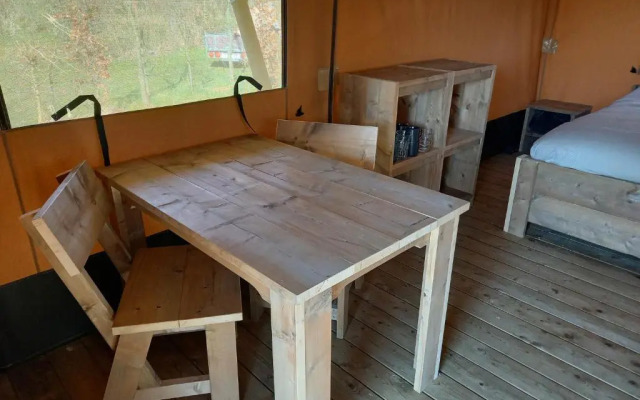 Wellness Camping Stoltenborg Safari Tent 2