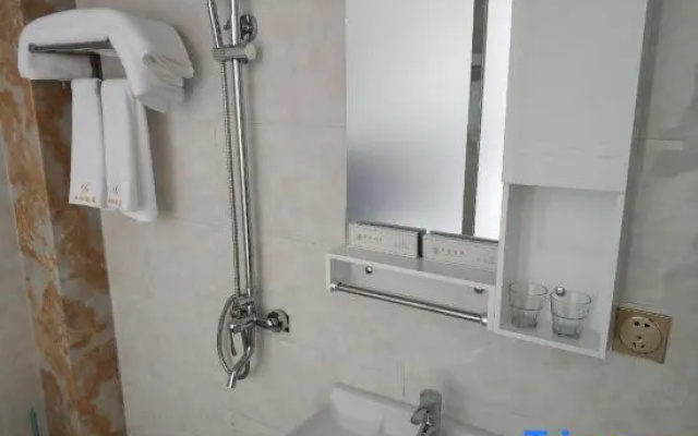 Yangyang Hotel