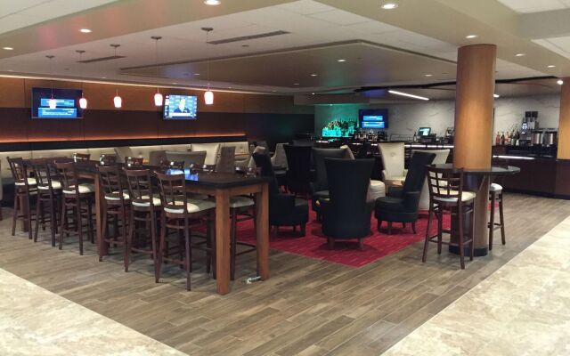 Holiday Inn Des Moines-Airport/Conf Center by IHG