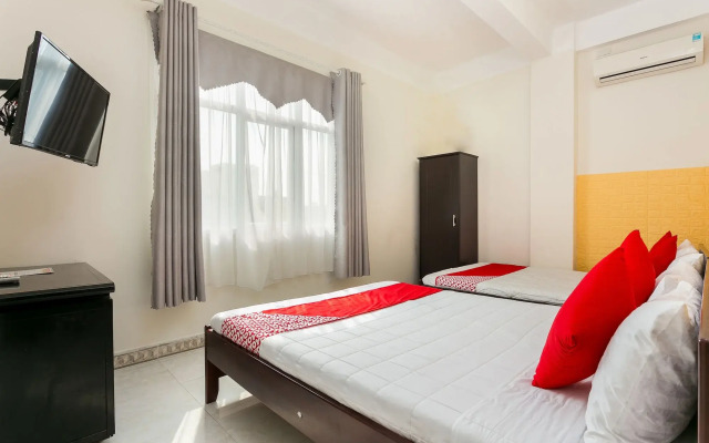 OYO 117 Gina Hotel