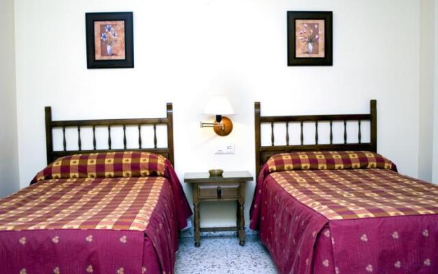 Hostal Restaurante El Cruce