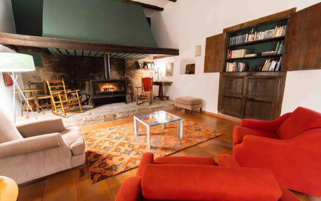 Hospedería Virgen De La Fuente